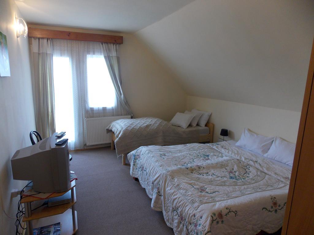 Casa Fortyogo Tîrgu Secuiesc 客房 照片