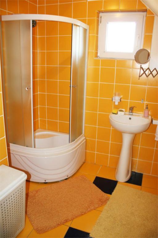 Casa Fortyogo Tîrgu Secuiesc 外观 照片